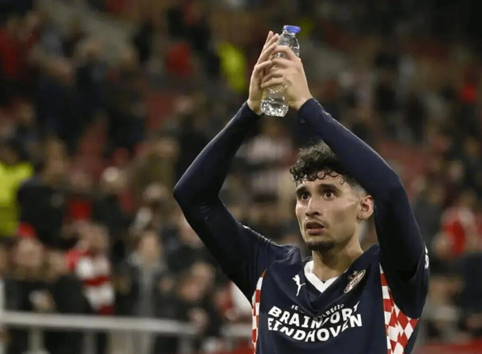 九游app下载最新版本-富勒姆3800万美元报价埃因霍温前锋佩皮，谈判持续进行|转会|罗马诺|里卡多·佩皮|亨克|吴贤揆_新浪体育_新浪新闻